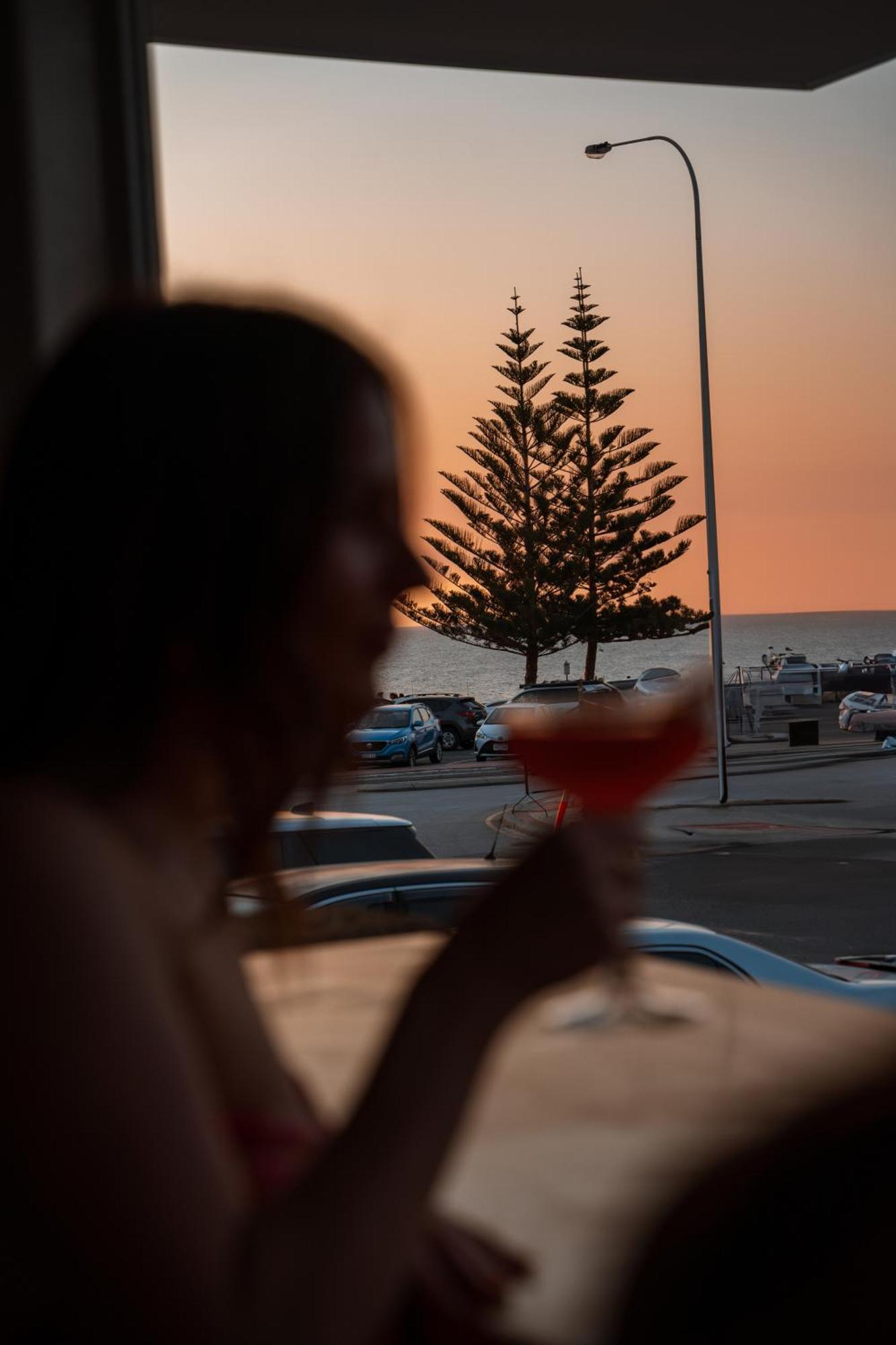 Cottesloe Beach Hotel Perth Esterno foto
