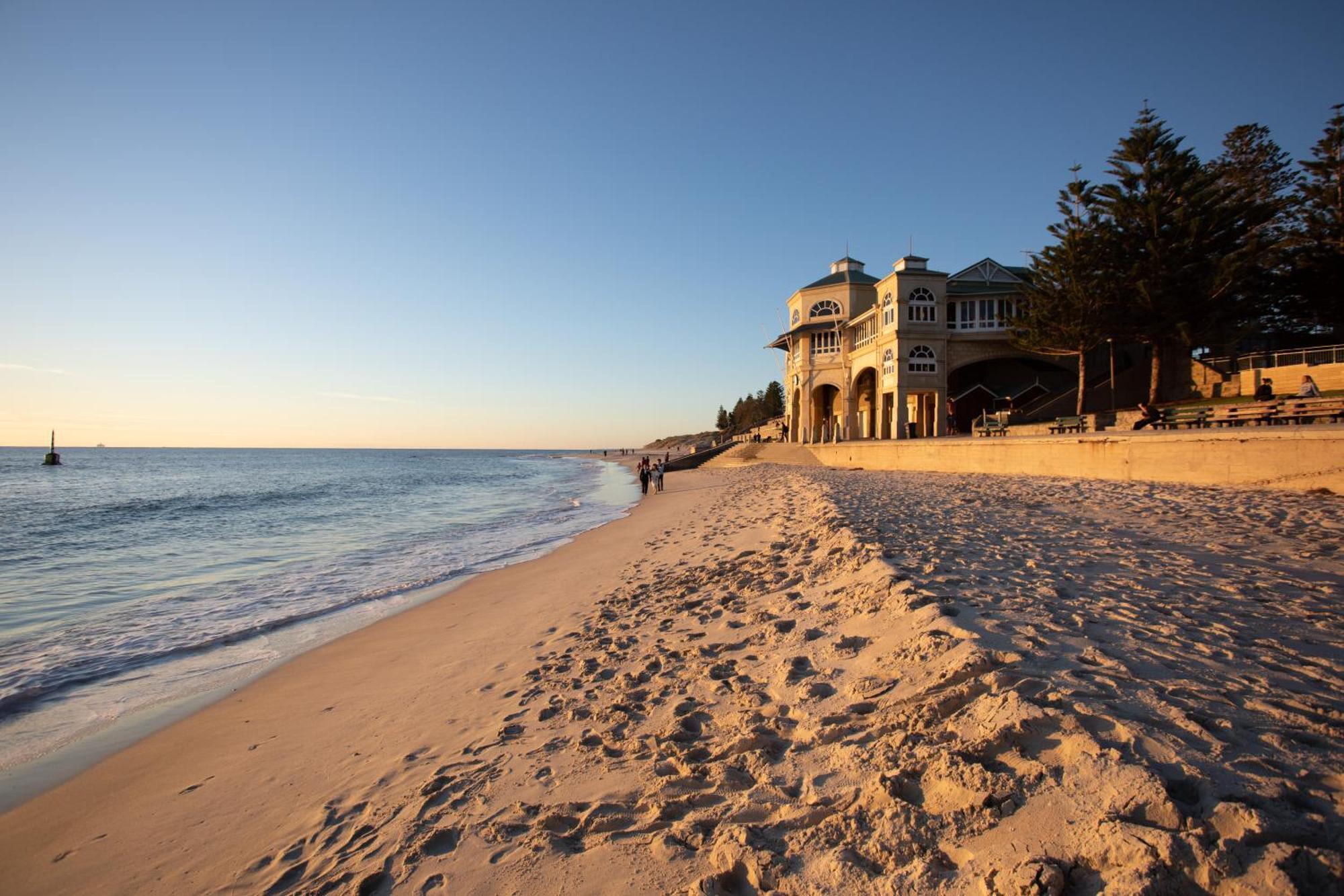 Cottesloe Beach Hotel Perth Esterno foto