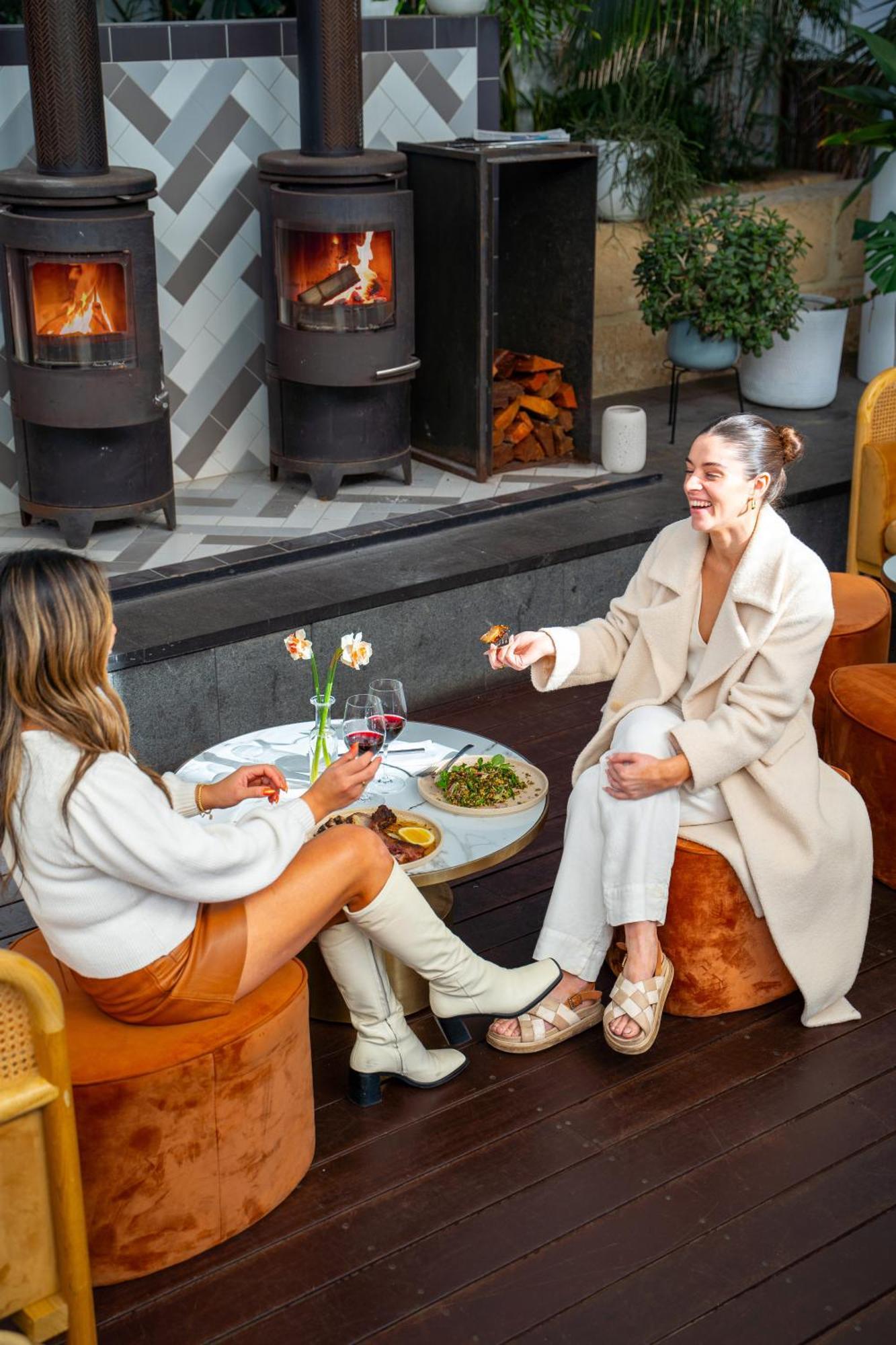 Cottesloe Beach Hotel Perth Esterno foto